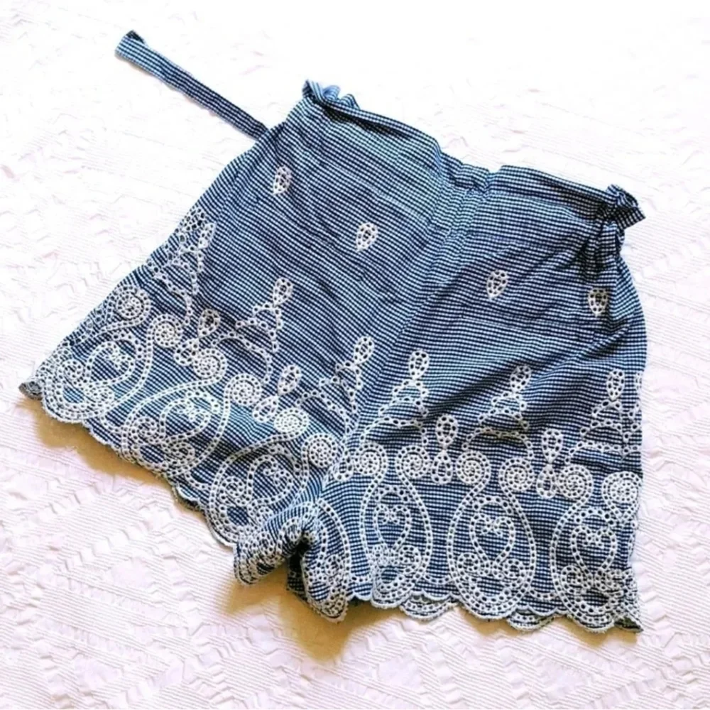 Zara Woman Blue and White Gingham Embroidery Lace Trim Skorts Short Skirt XS - Picture 7 of 9